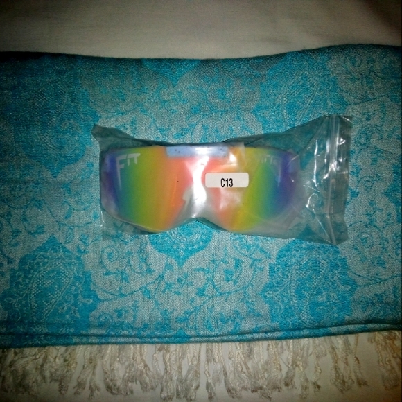 Fit Viter U.V.400 Polarized multicolor Sunglasses w/ adjustable E~Spot & Frames - Picture 7 of 11